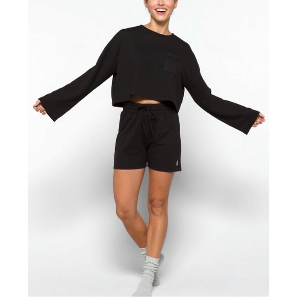 Free People Tops - Free People Movement Women Sunny Set 2PCs Black